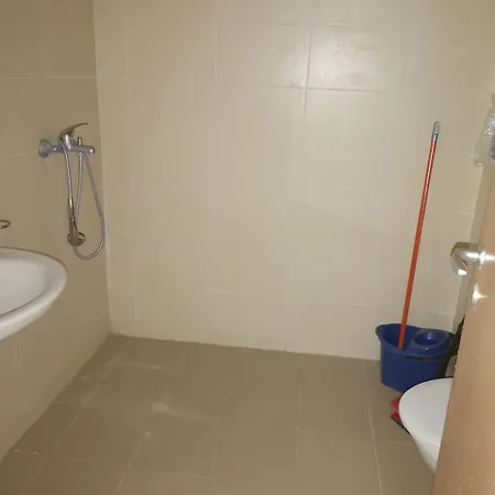 Dizz Vacation Estate Apart Otel Burgaz